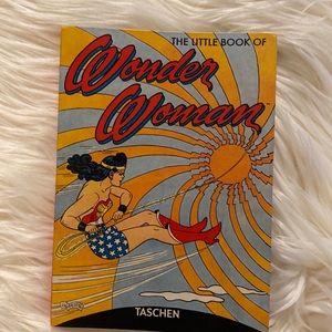 DC Comics -The Little Book of Wonder Woman by Taschen